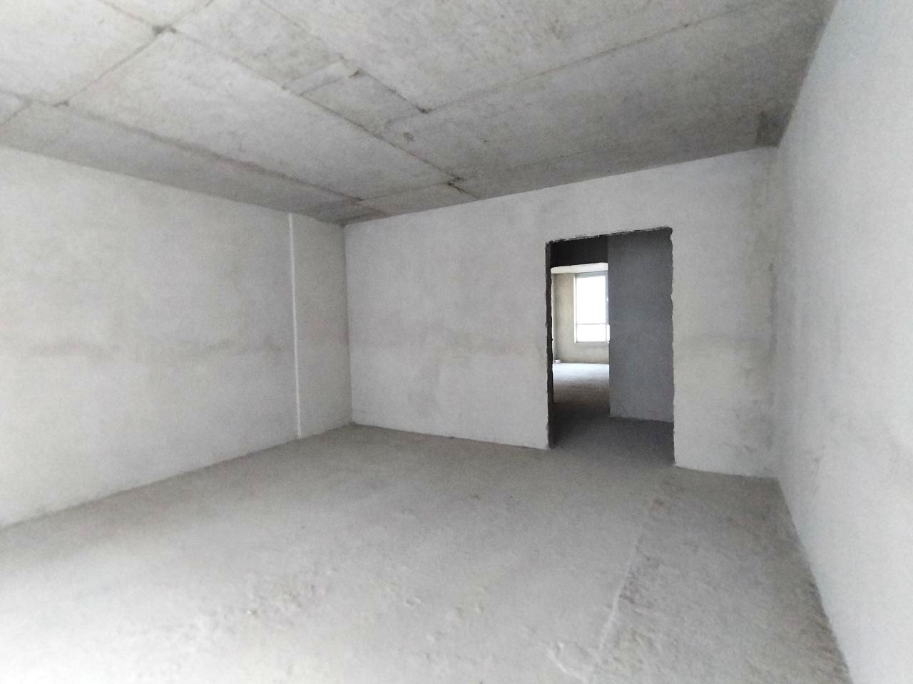 1869410408787476