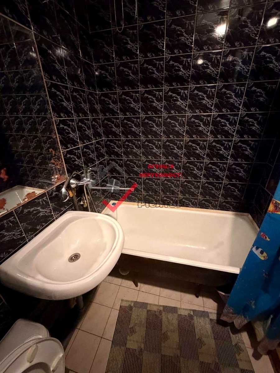 1869411668386310