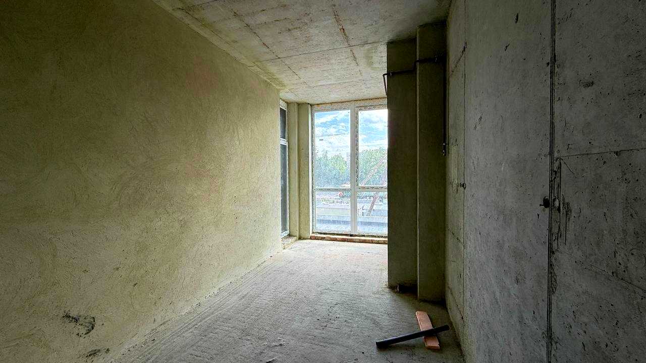 1869413125514695