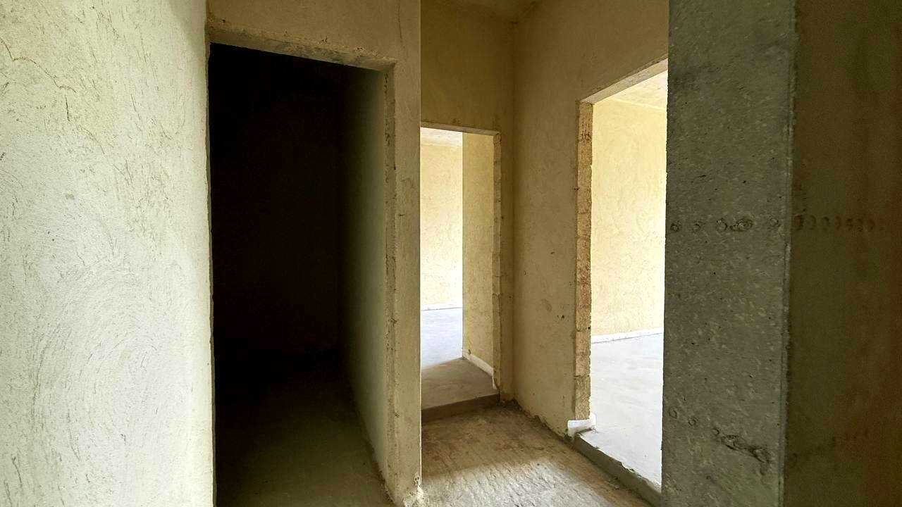 1869413131644576