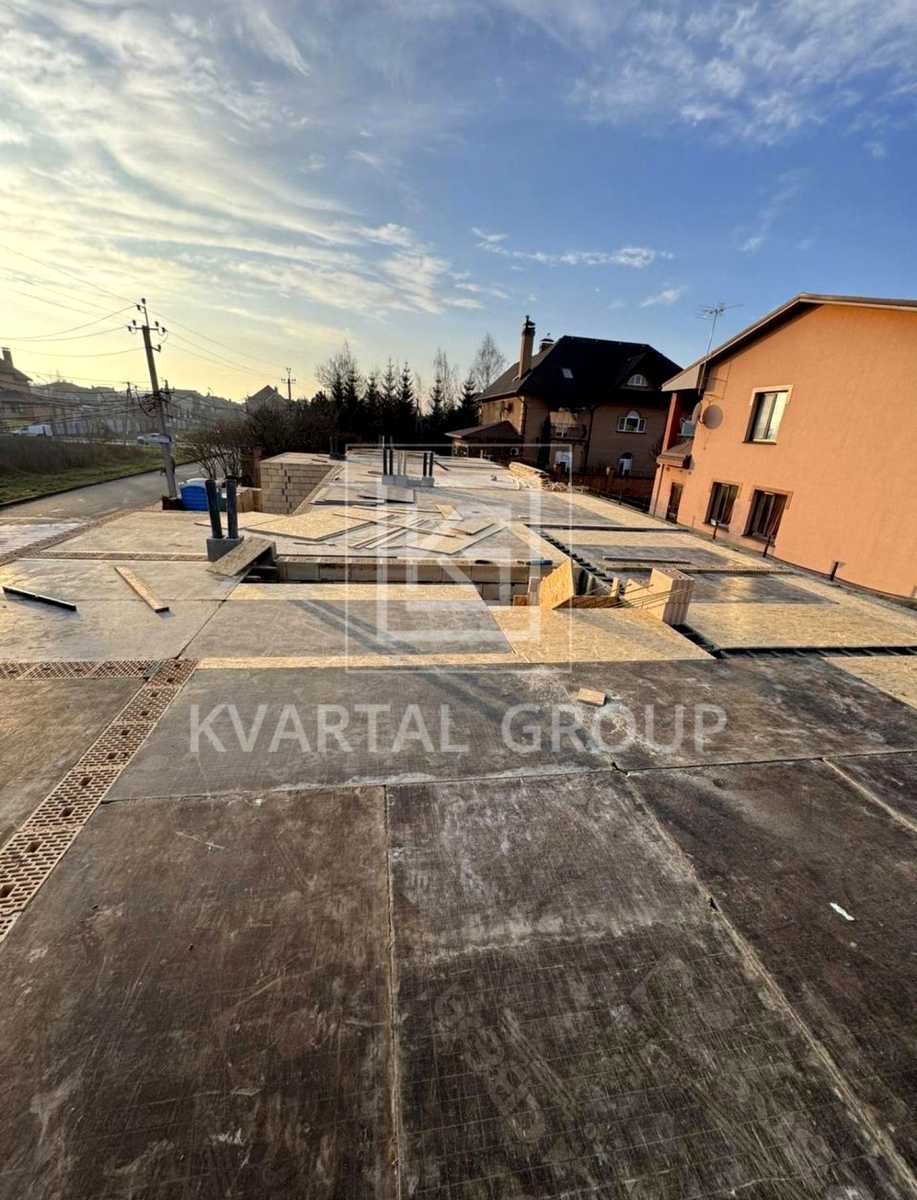 1869414744855904
