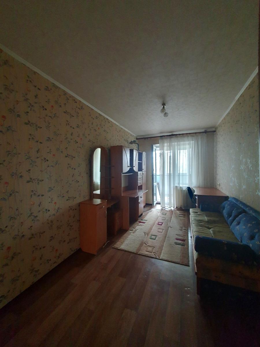 1869416361056608