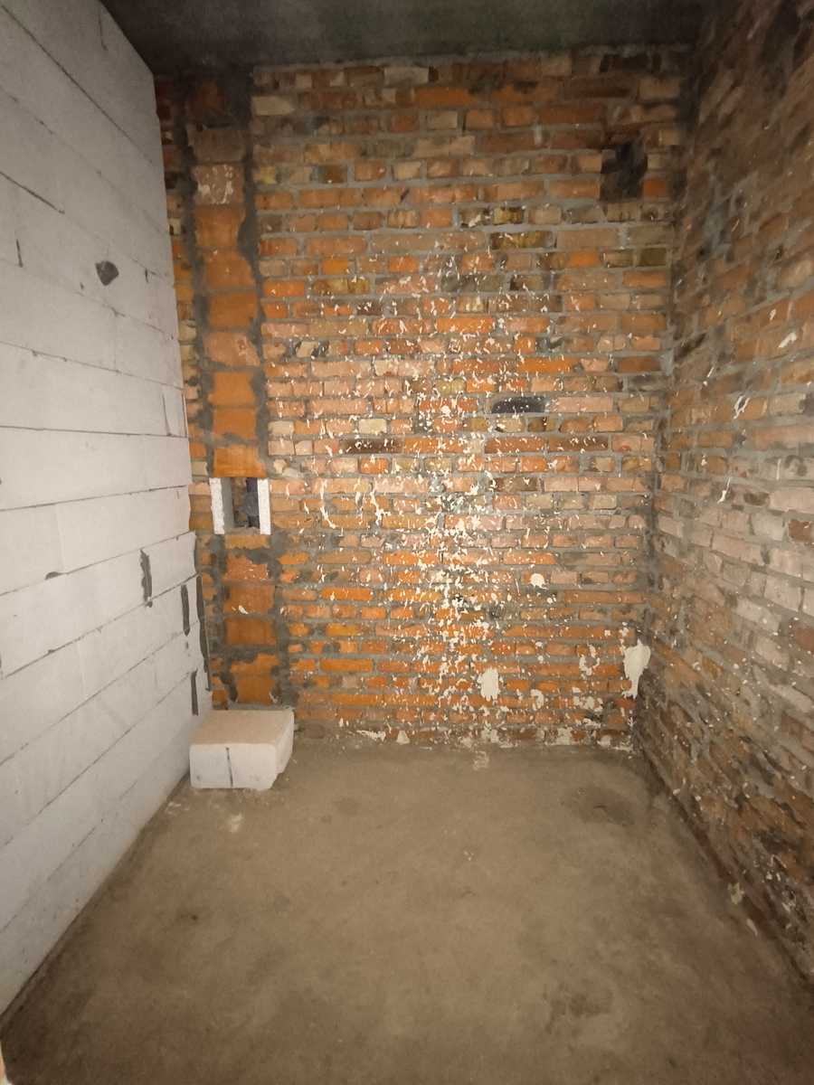 1869419686465440