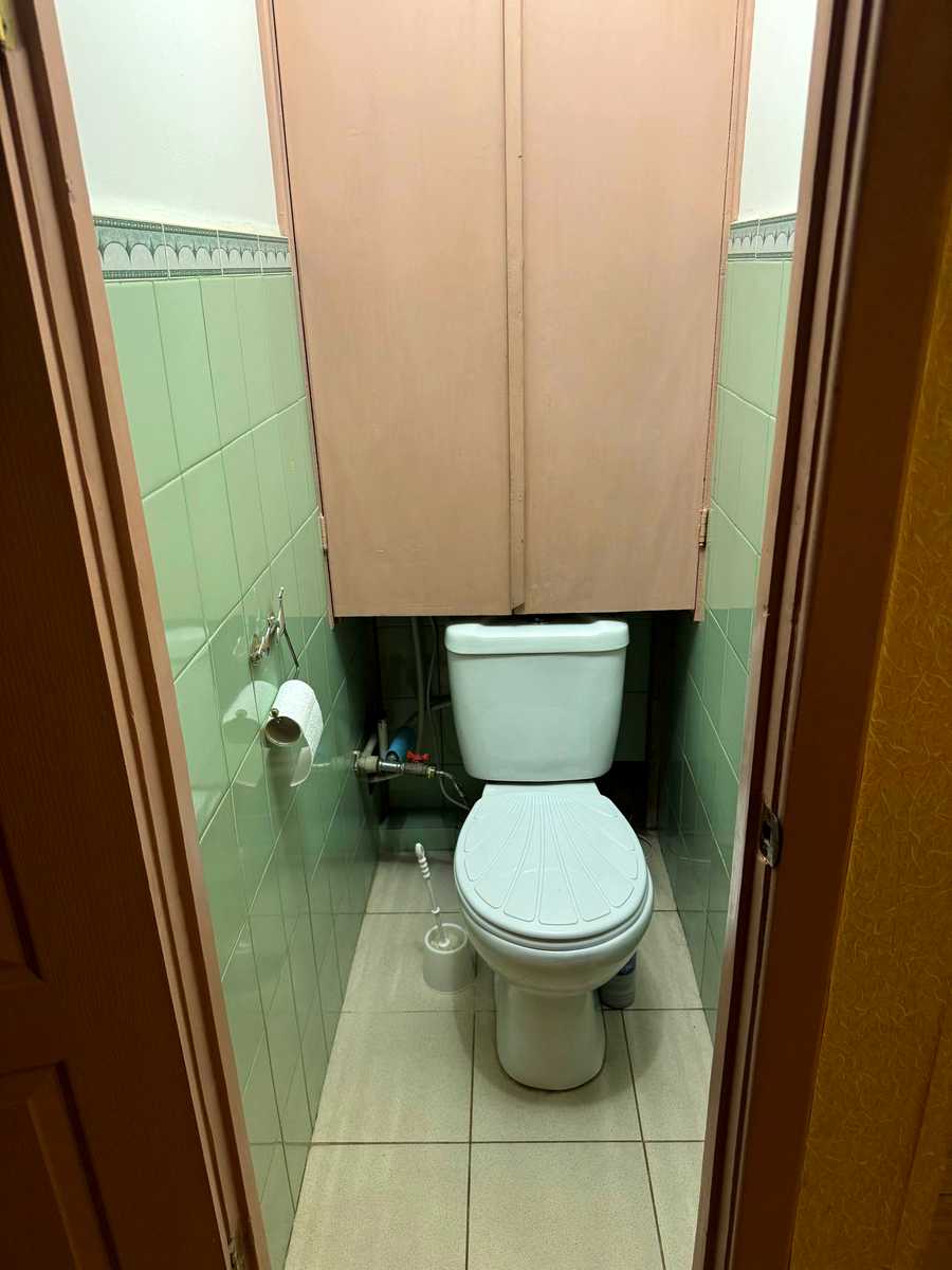 1869422431763827