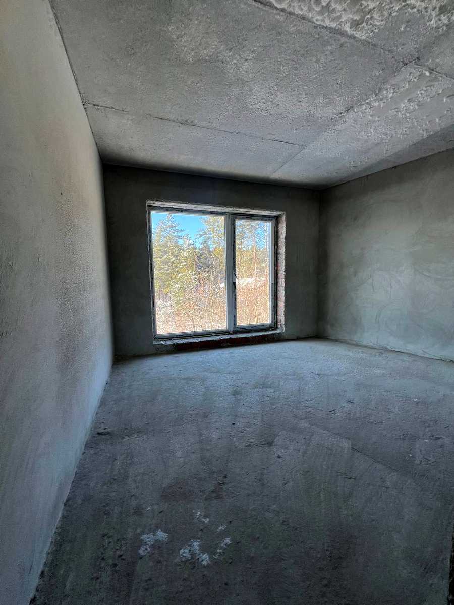 1869424658568139