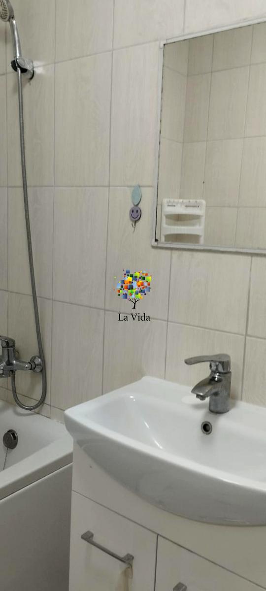 1869425707769373
