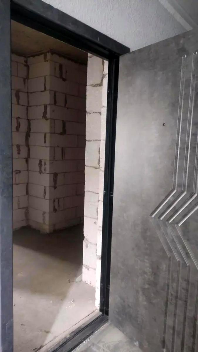 1869427452307439
