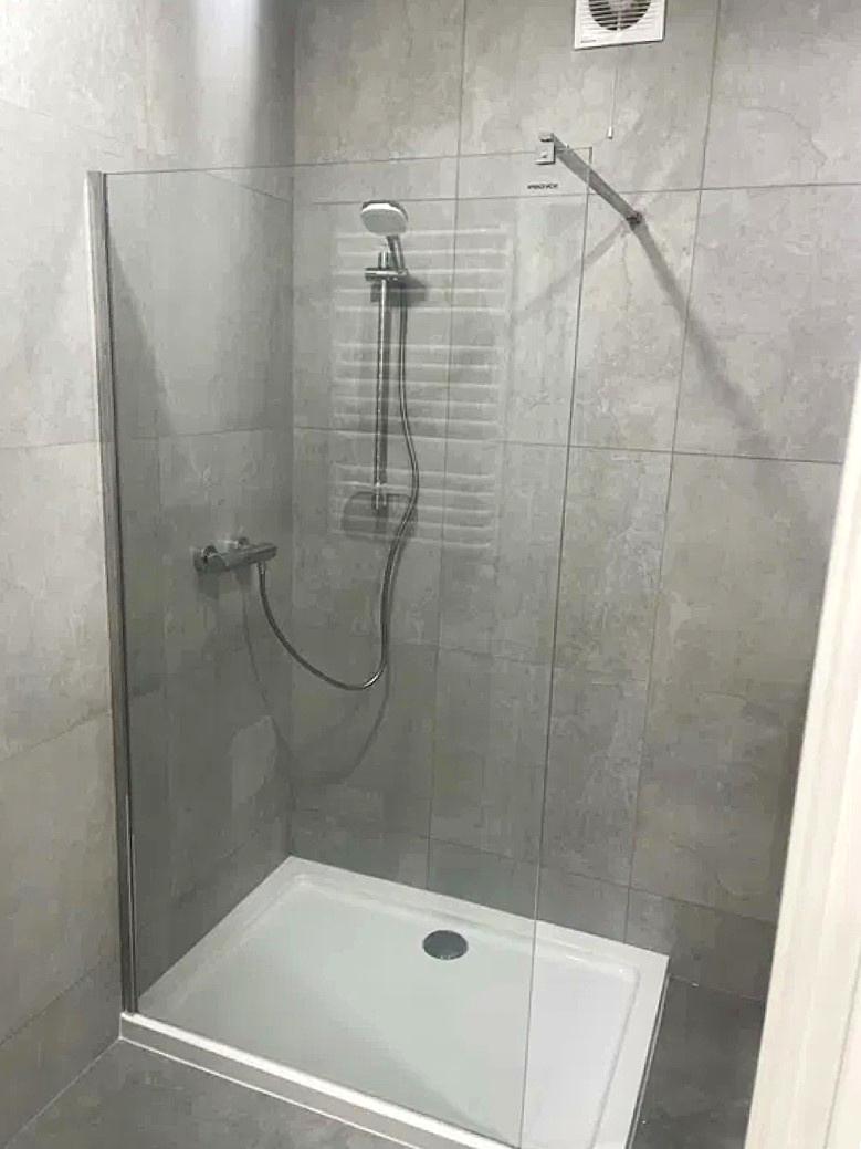 1869429822082790