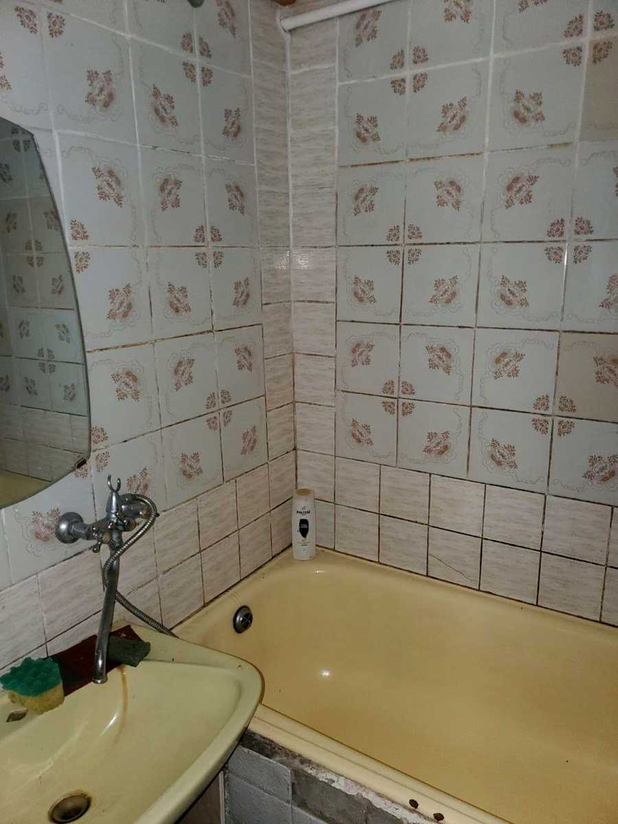 1869437506879456