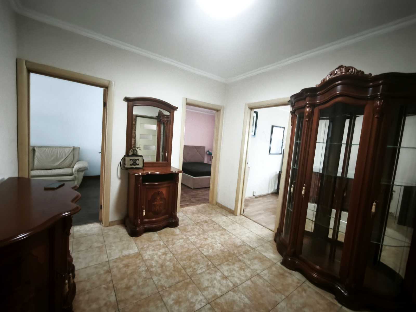 1869439910161848