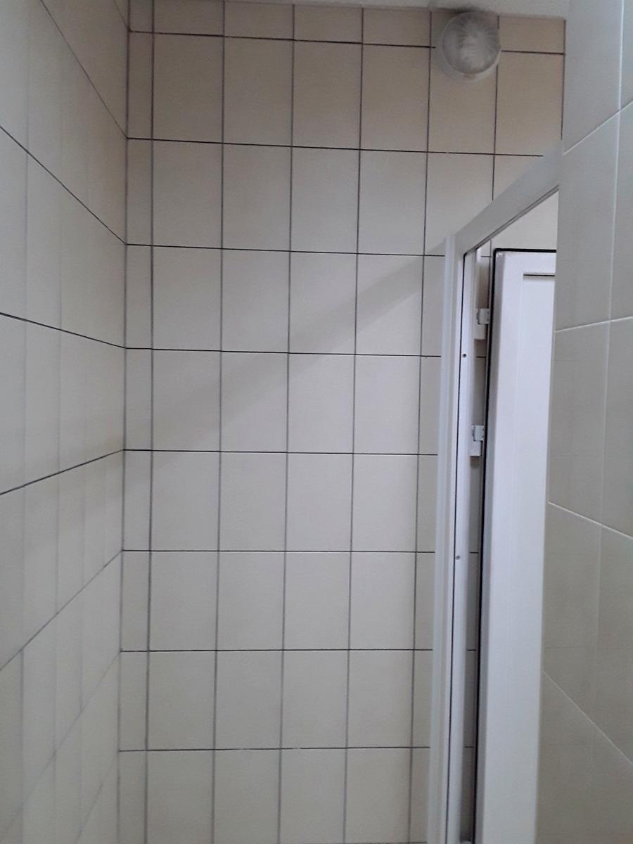 1869447343352344