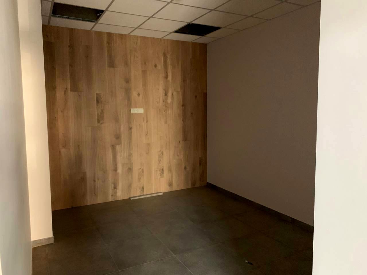 1869495778715096