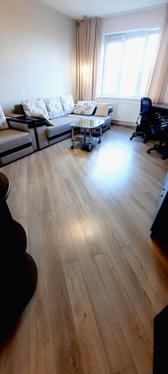 1869497647811870