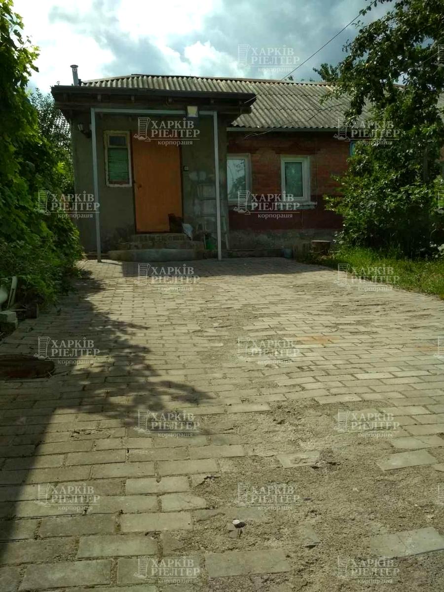 1869498747648873