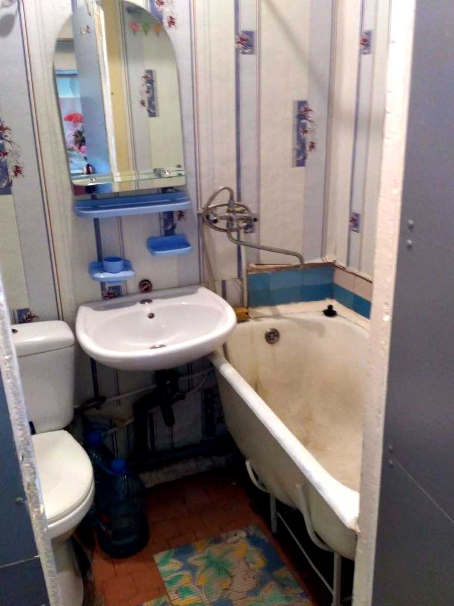 1869499887630171