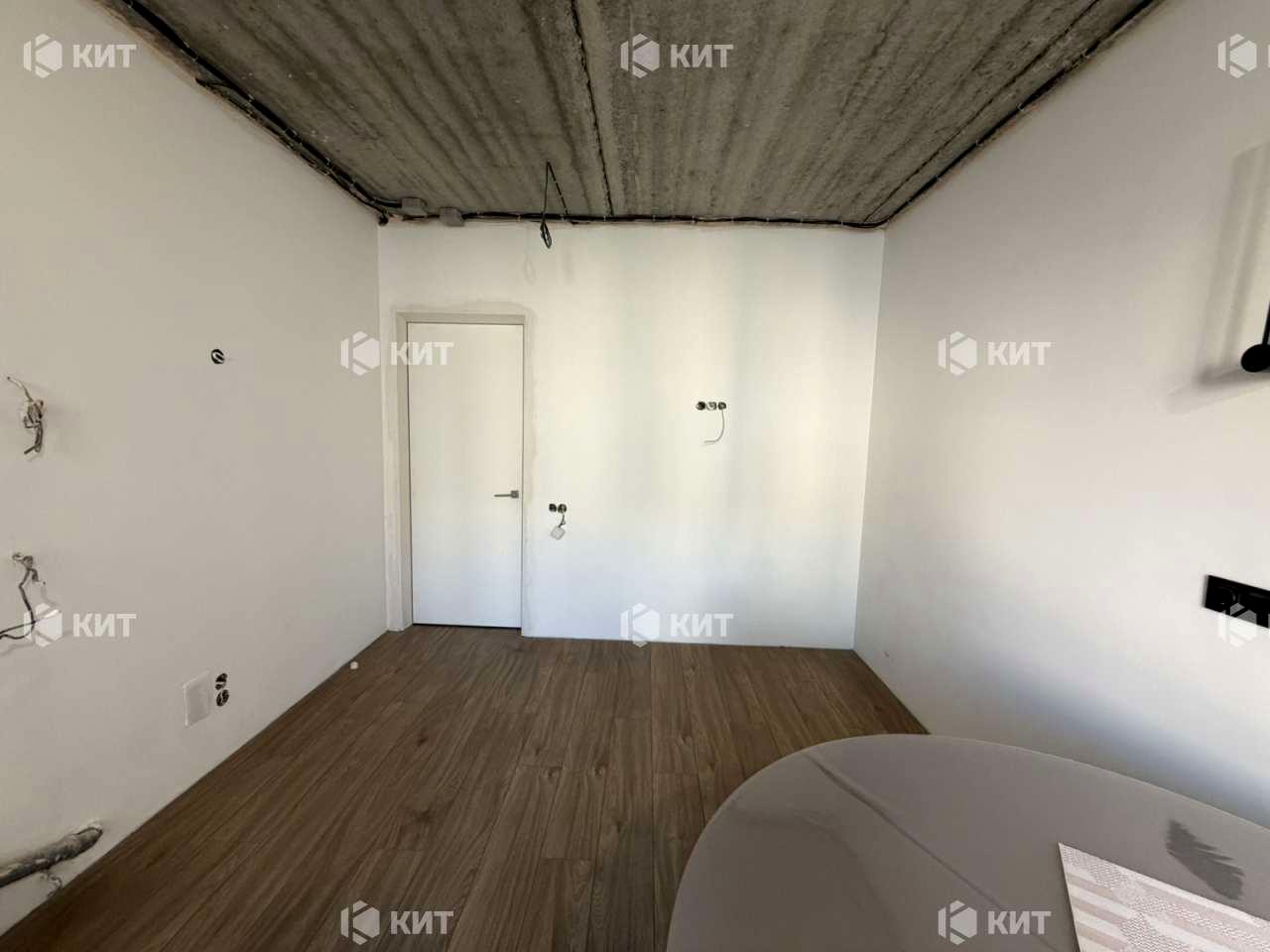 1869501709033721