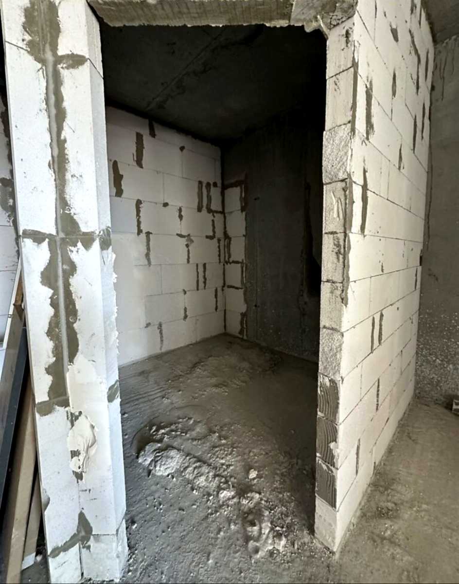1869502944399862