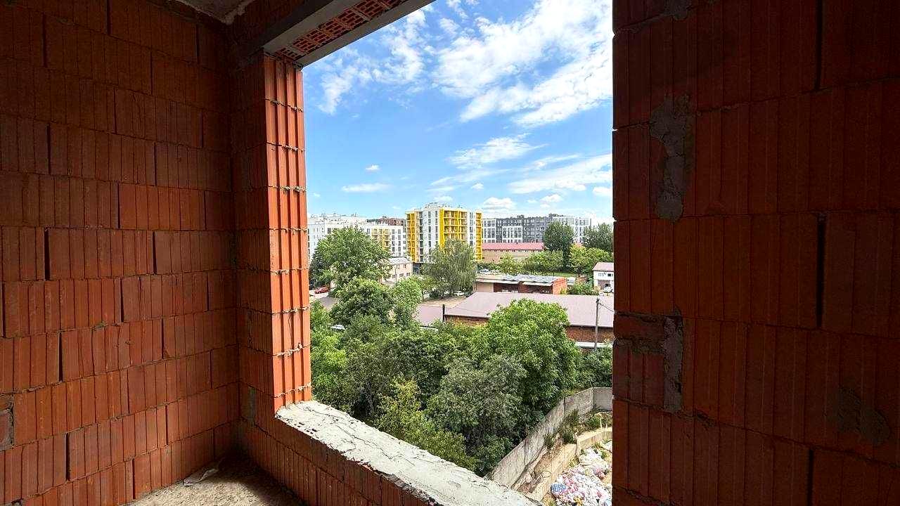 1869503244244531