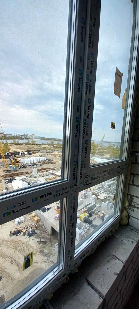 1869510731665842