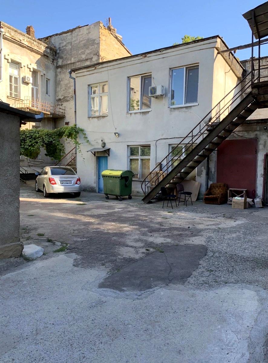 Коммерческая недвижимость по адресу ул. Колонтаевская (площадь 912 м²) Коммерческая недвижимость по адресу ул. Колонтаевская (площадь 912 м²) - Atlanta.ua