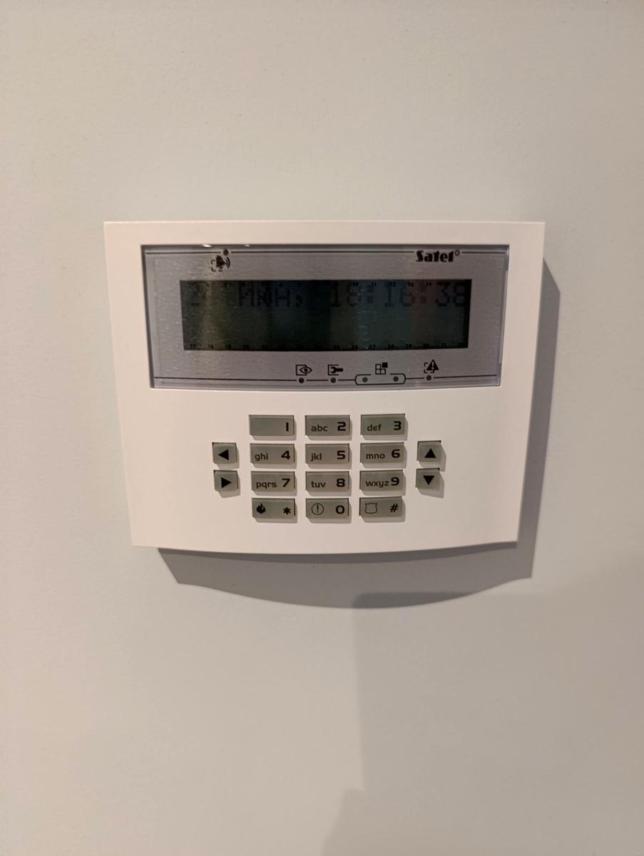 1869512188932634