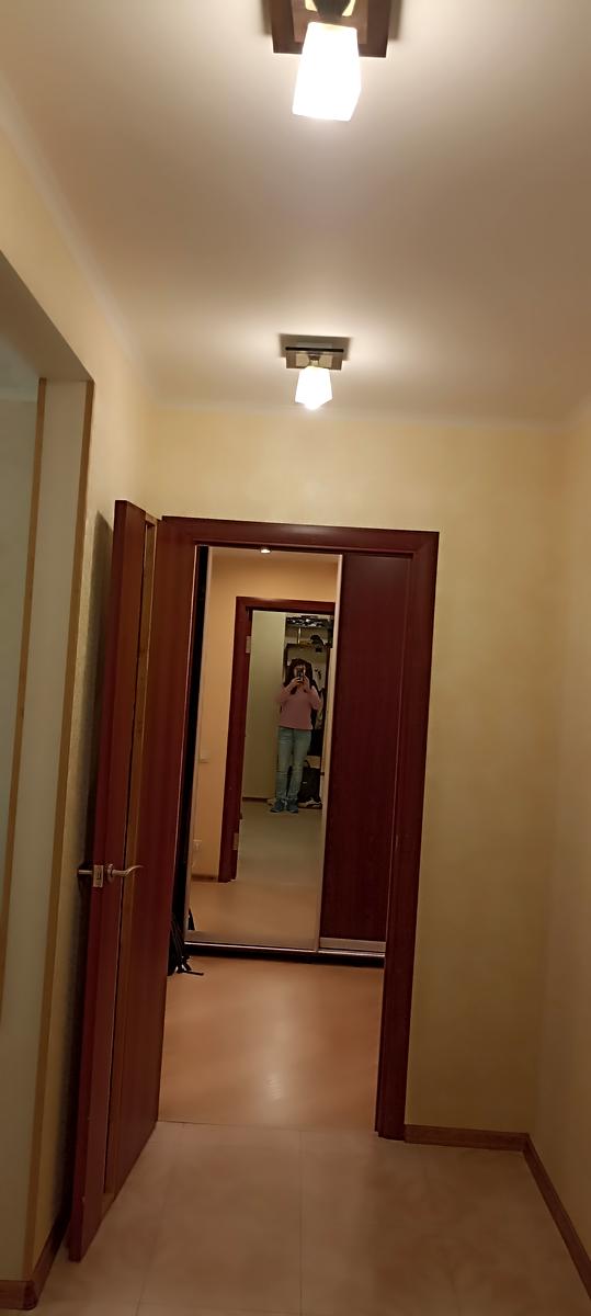 1869514237572410