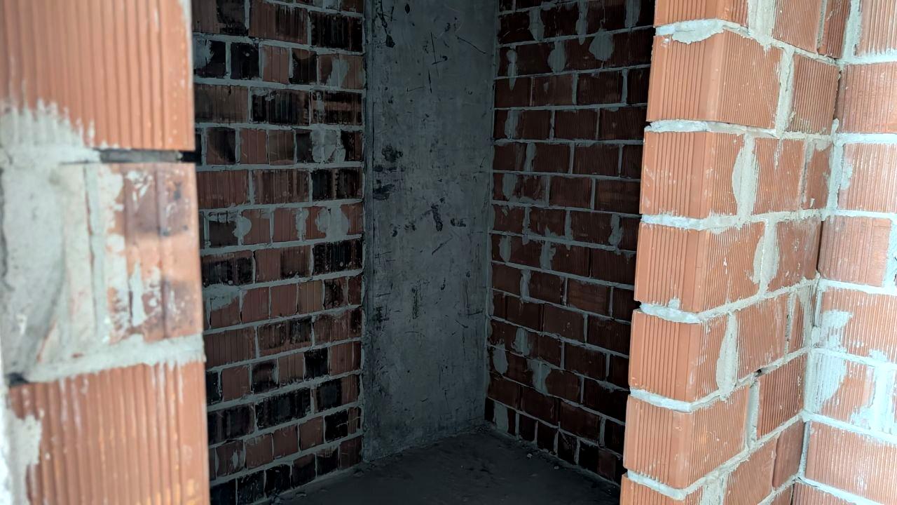 1869516027488921