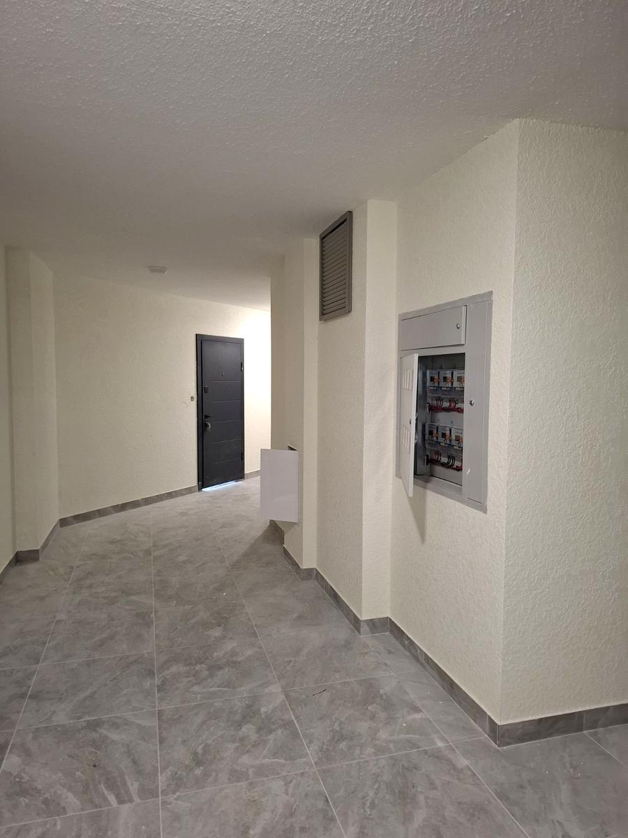 1869518177854905