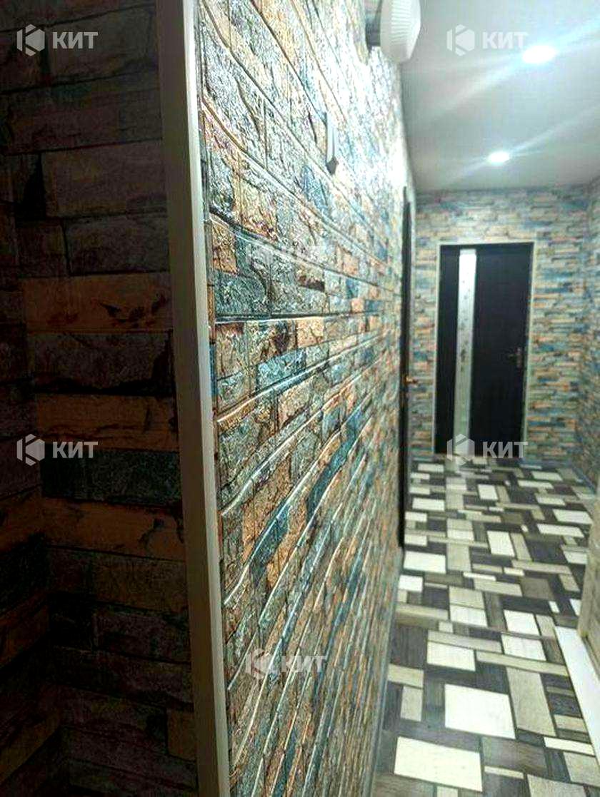 1869518622674557