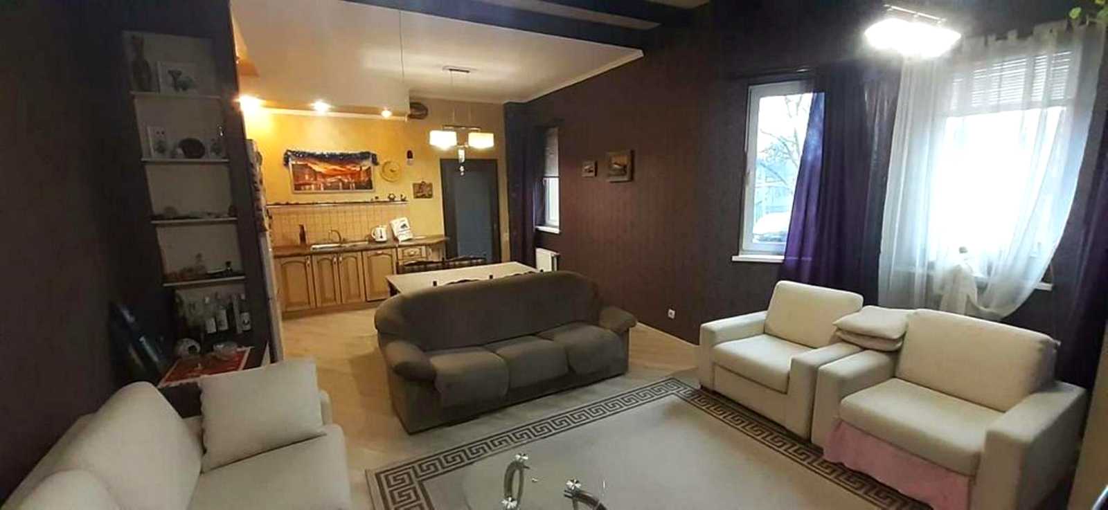 1869518757509497