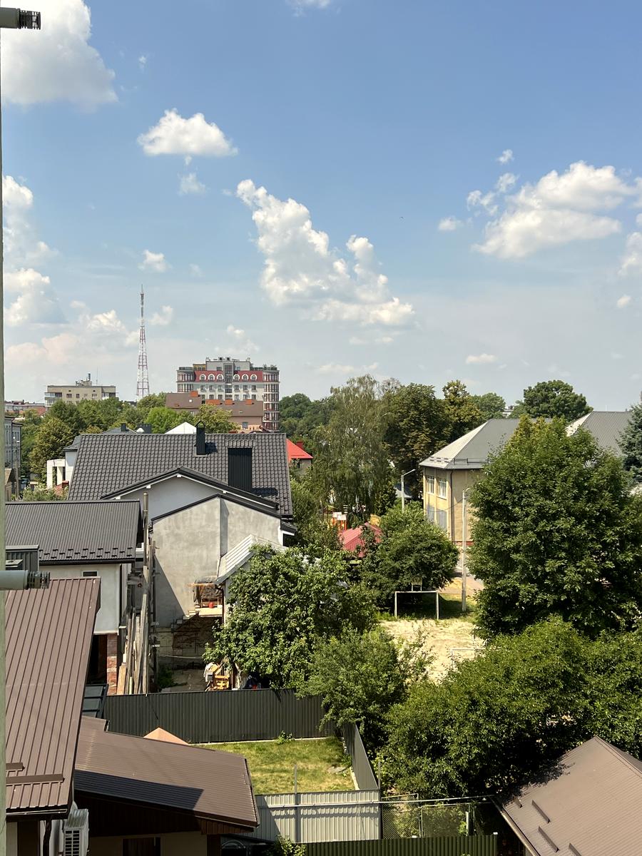 1869520597903742