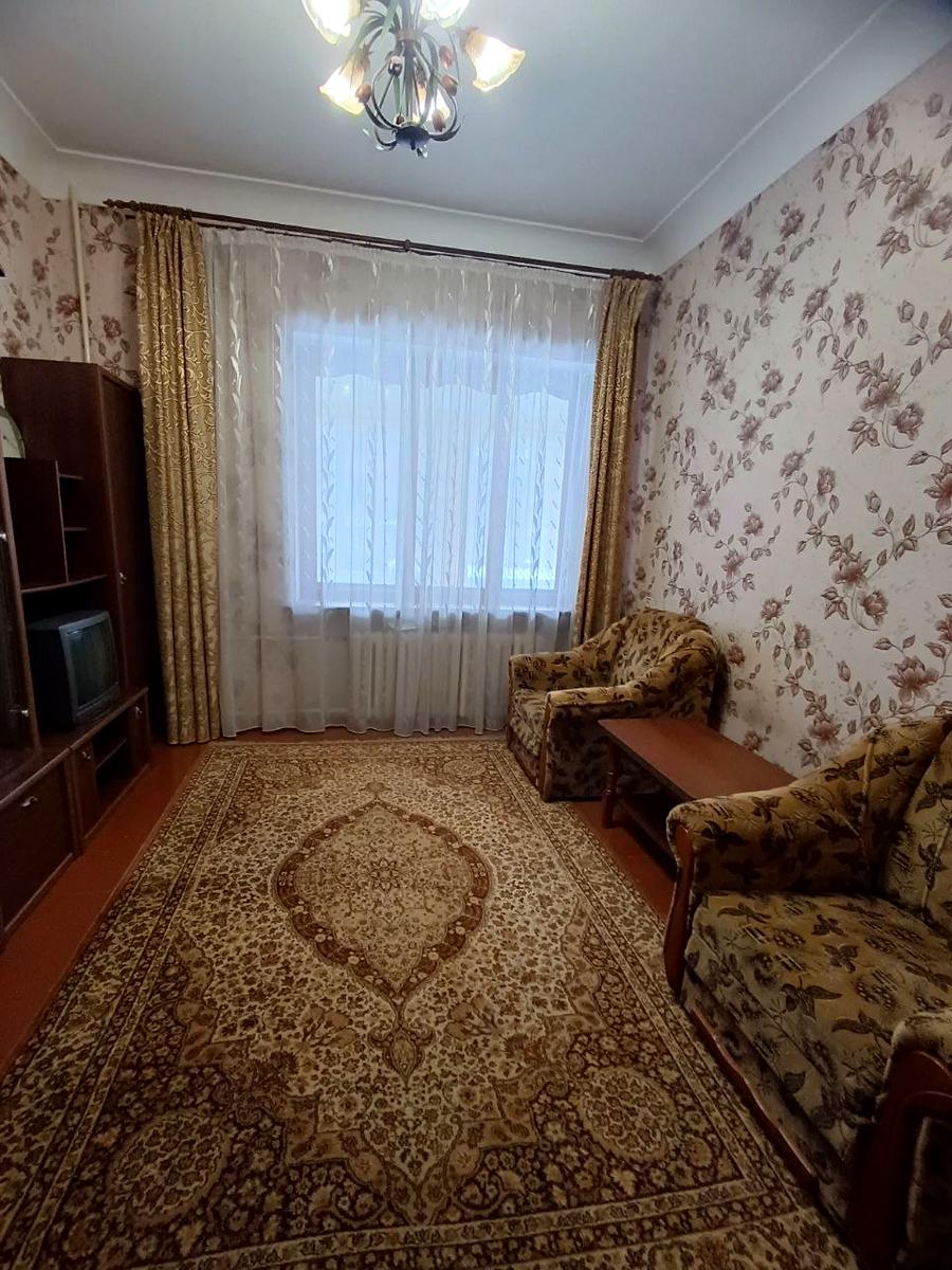 1869520812641597