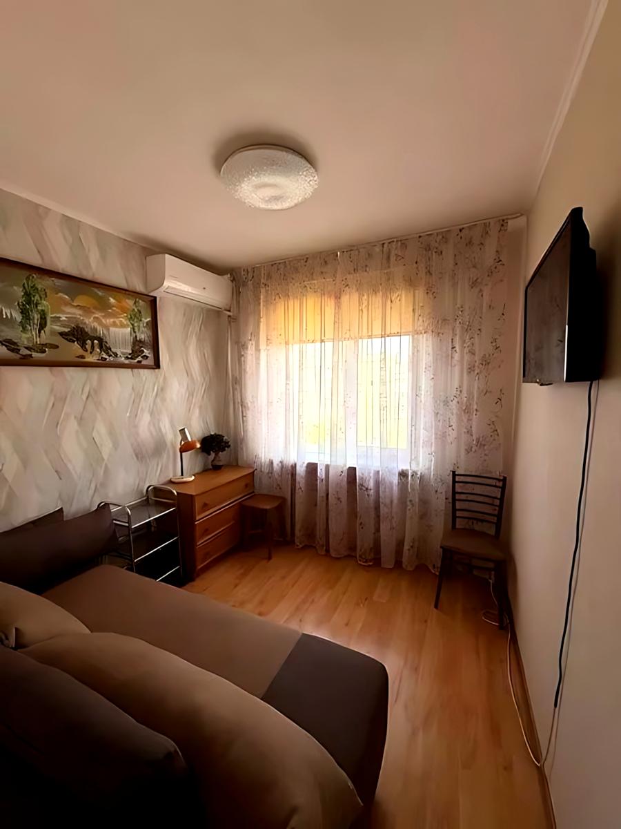 1869527561755478