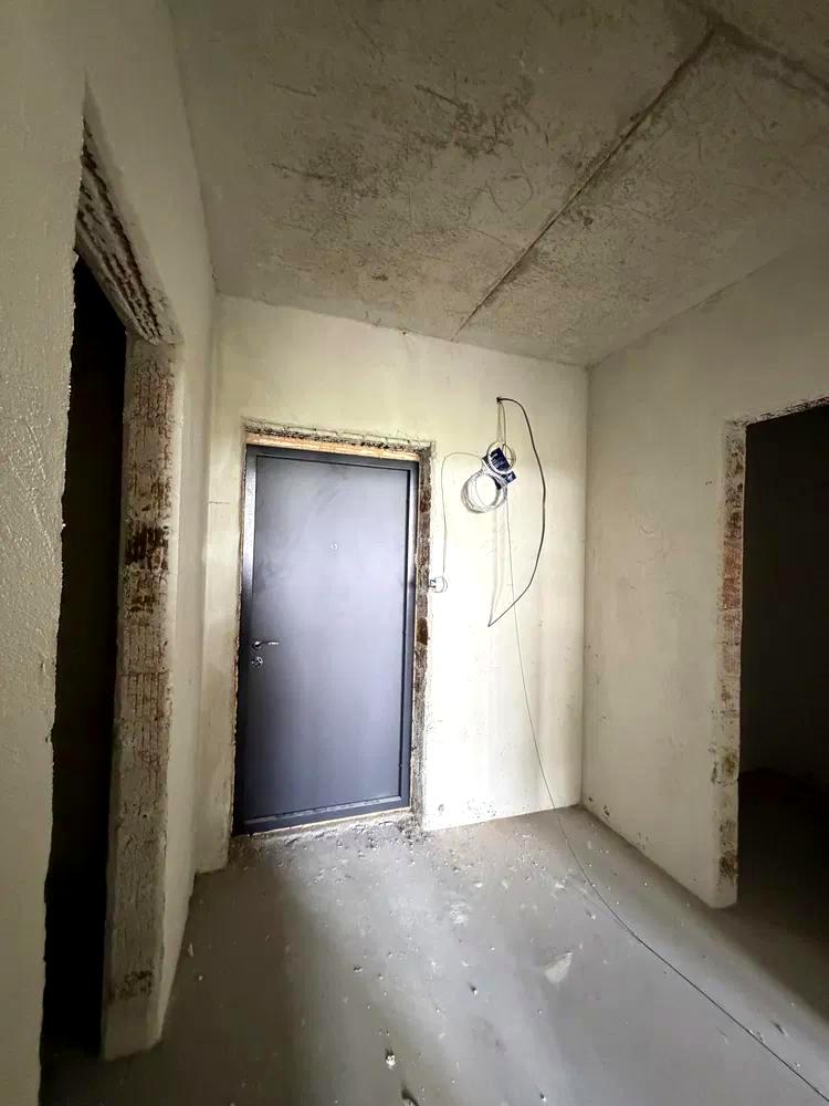 1869529963508607
