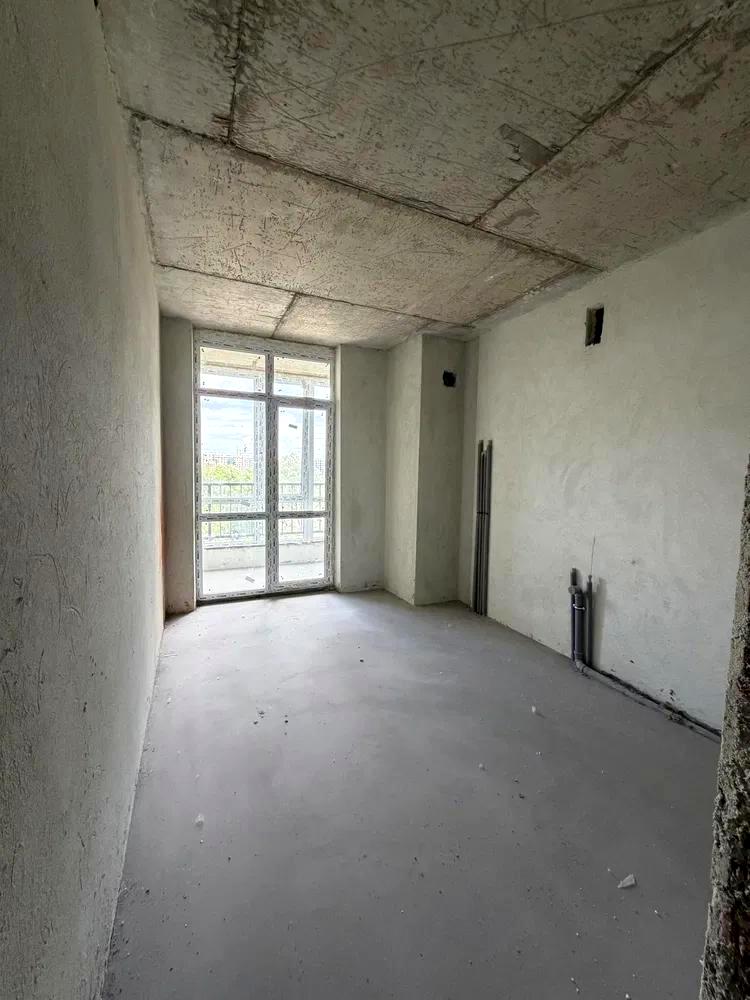 1869529963954824