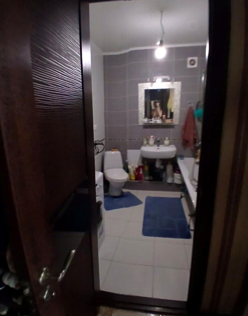 1869533368536414