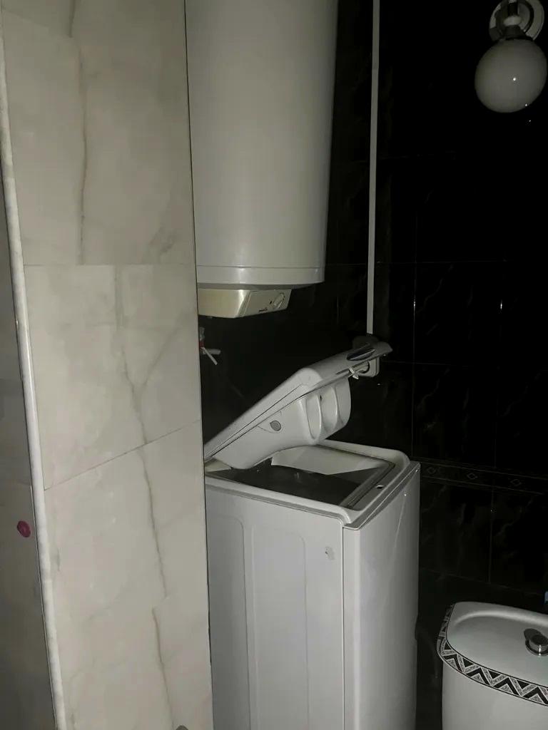 1869533955283076
