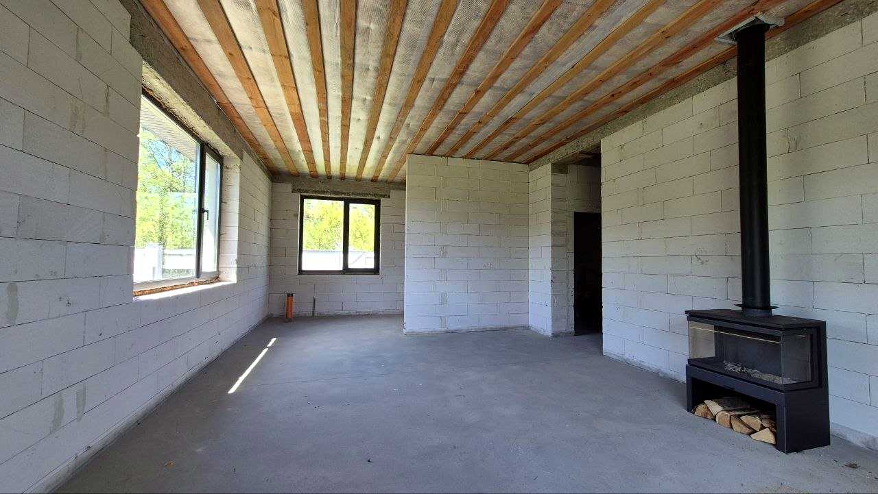 1869585747133295