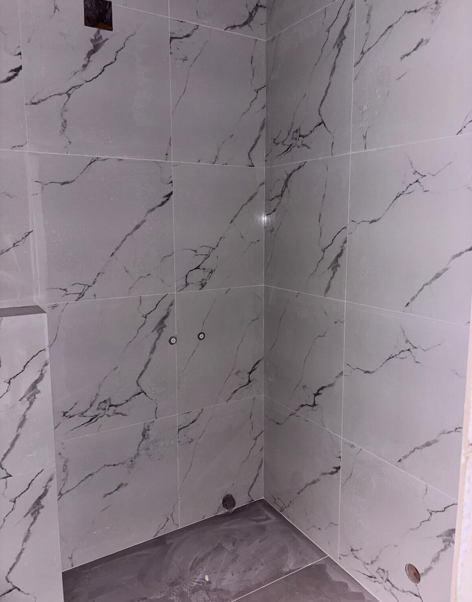 1869589871088037