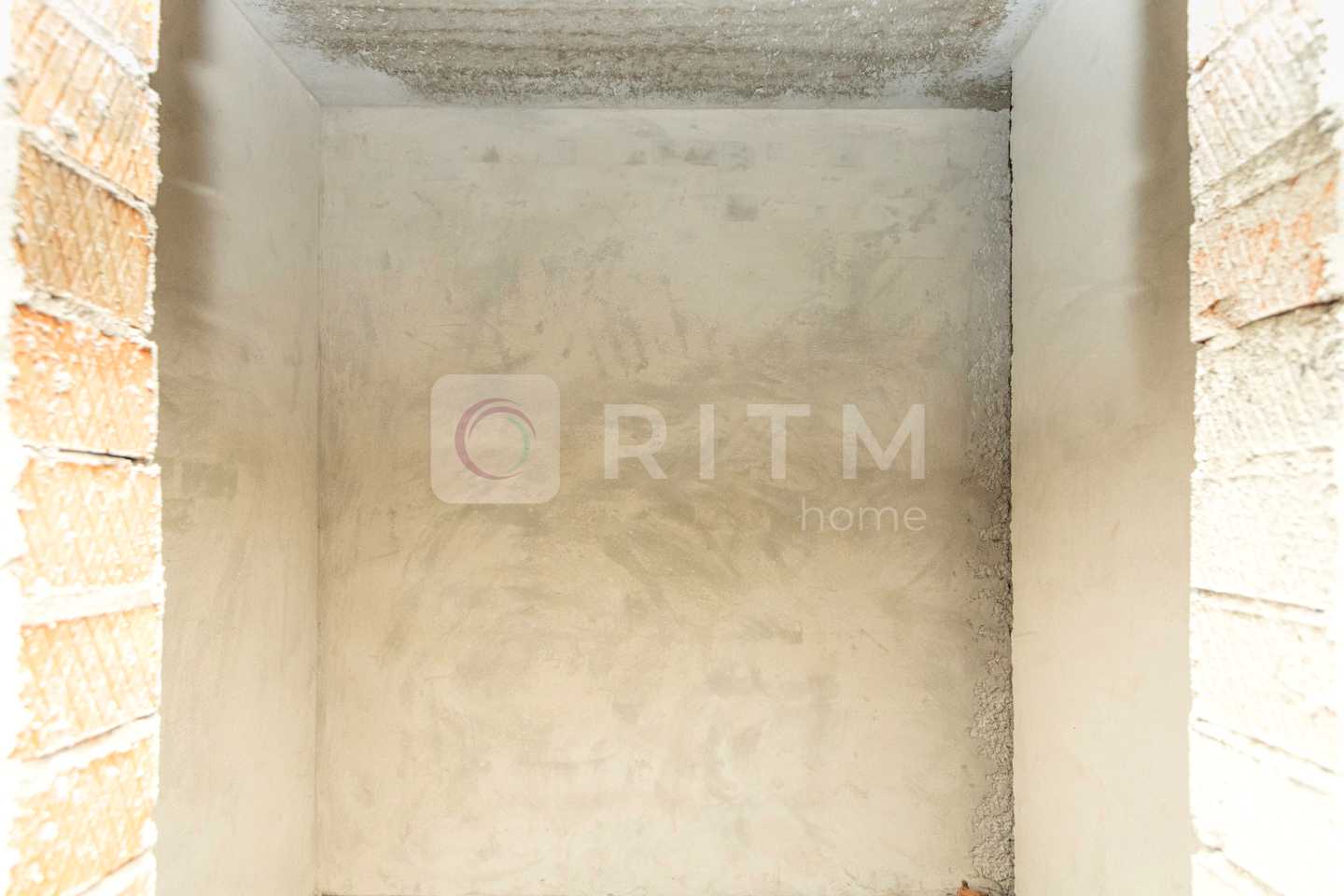 1869591240155180