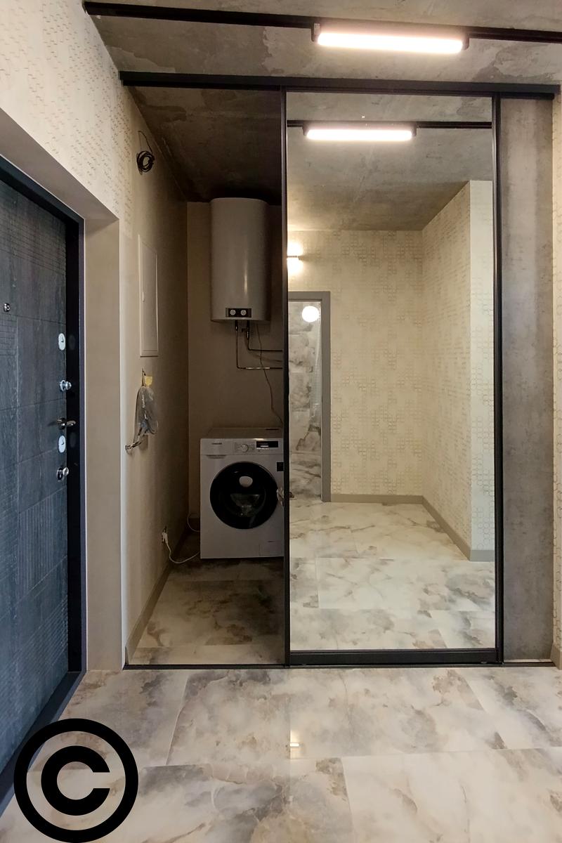 1869594413580553