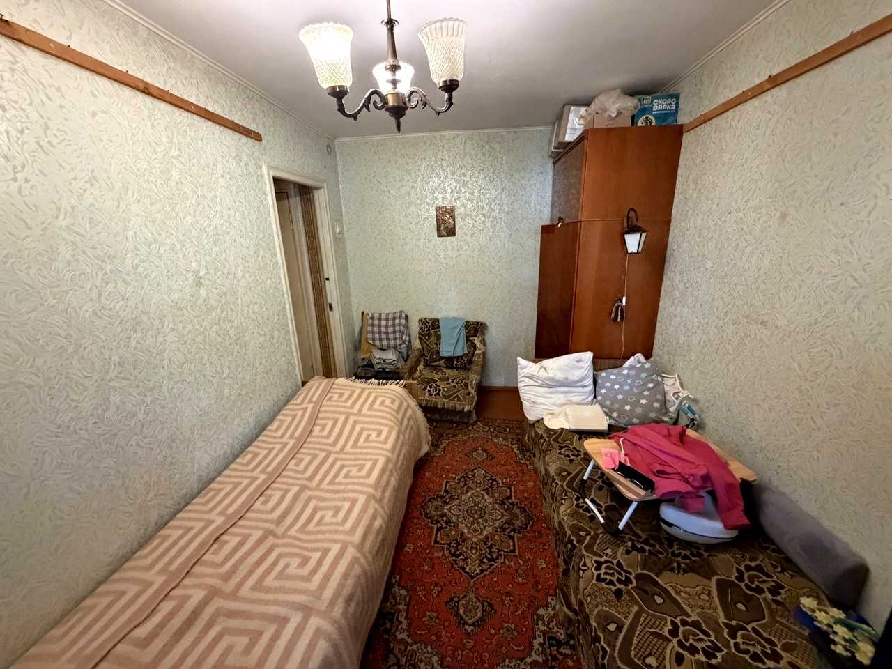 1869594485971849