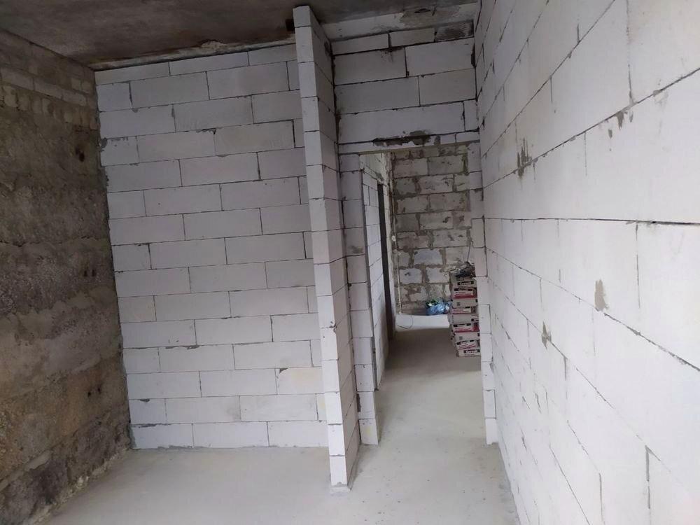 1869596006158702