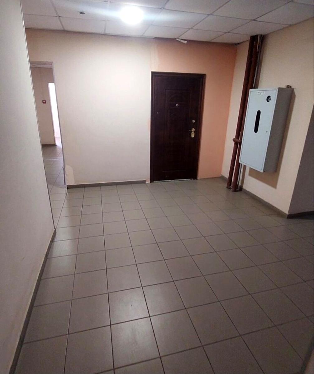1869596296626374