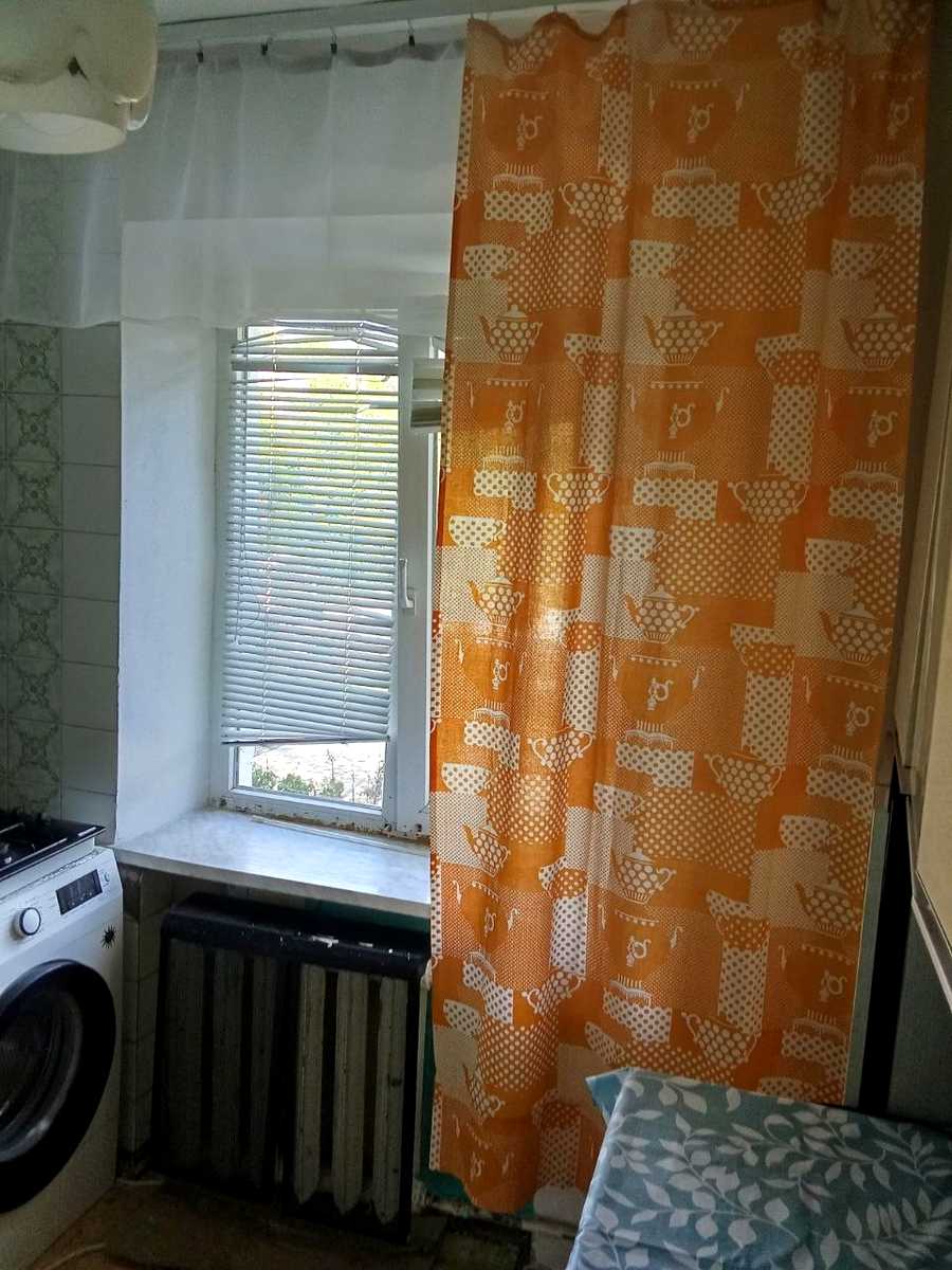 1869599153274671