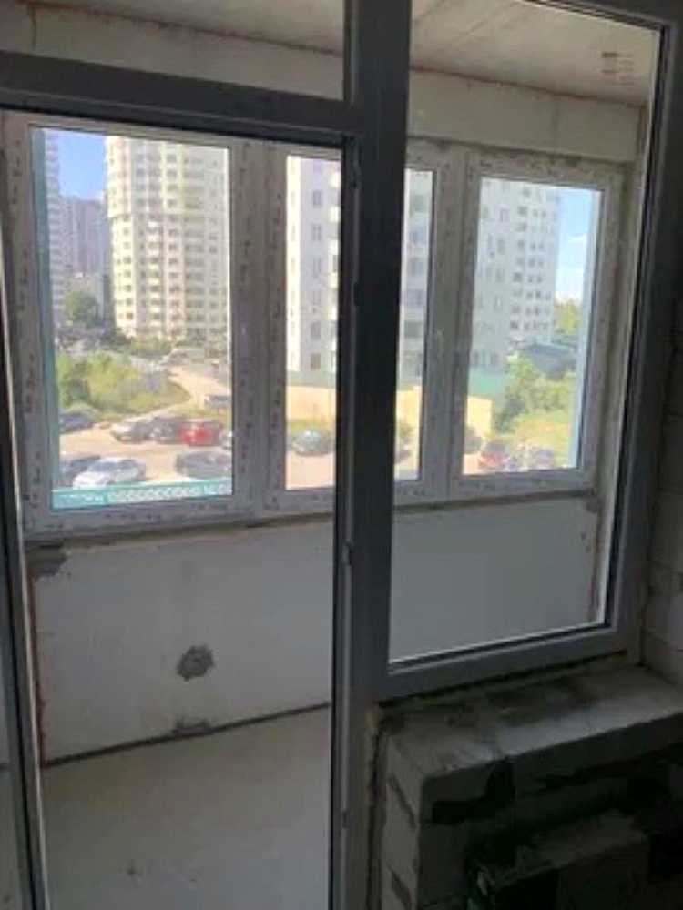 1869600731303536
