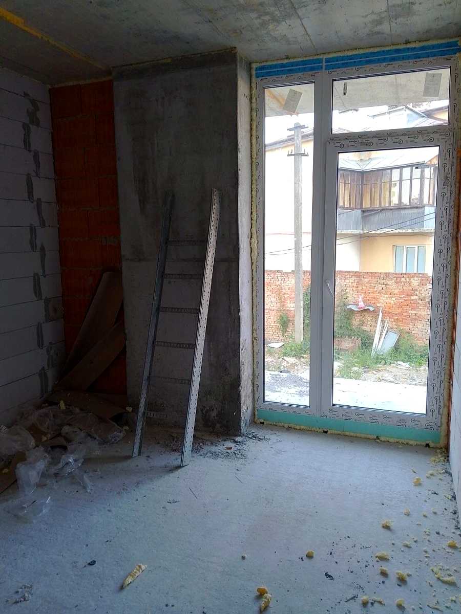 1869600939577548