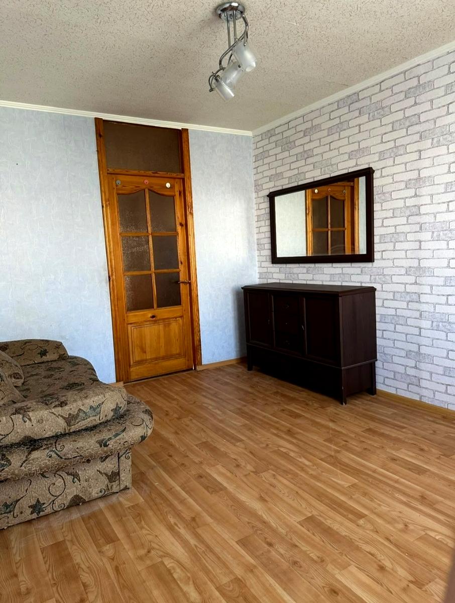 1869603297999382