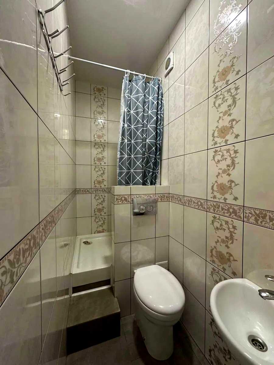 1869604577548739