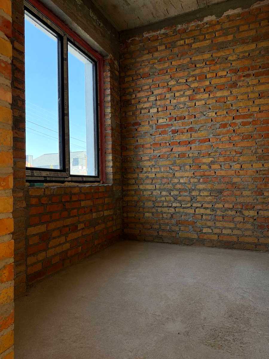 1869605755860207